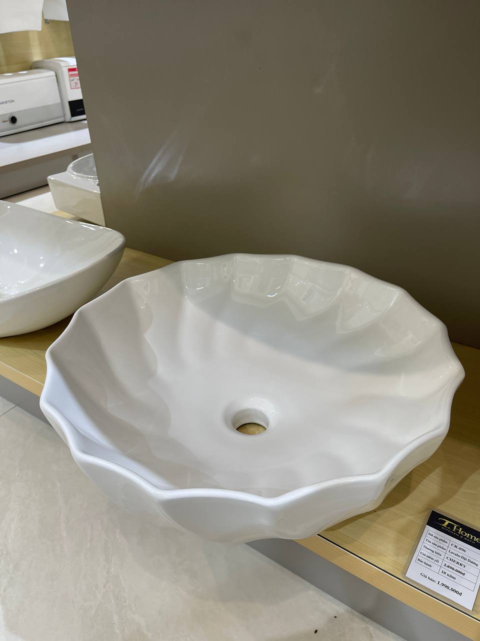 Chậu lavabo đặt dương CHERRY CR-096 - Ảnh 2