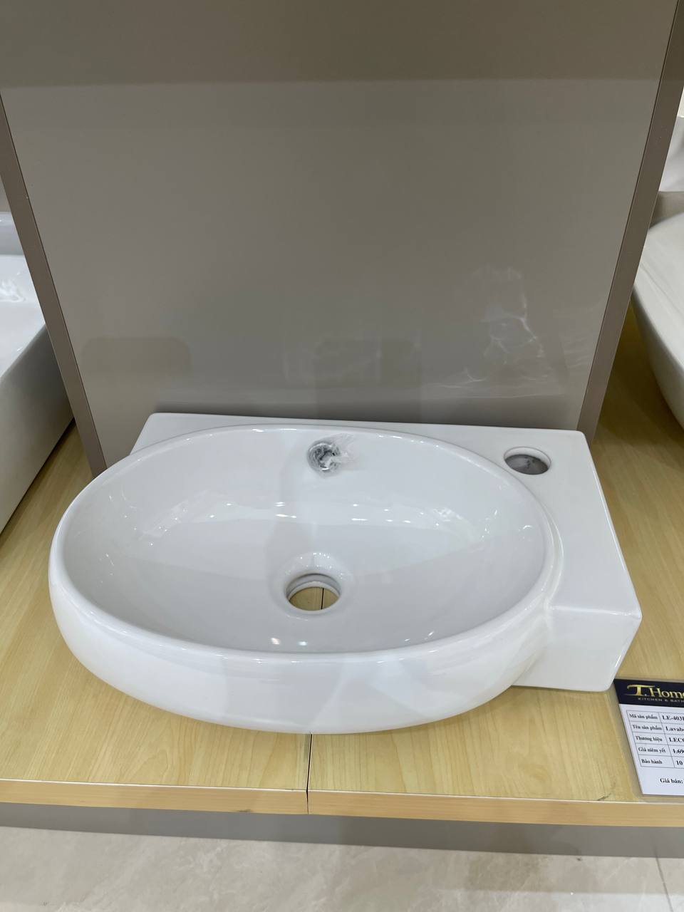 Chậu lavabo đặt dương LECOCO LE-034 - Ảnh 2
