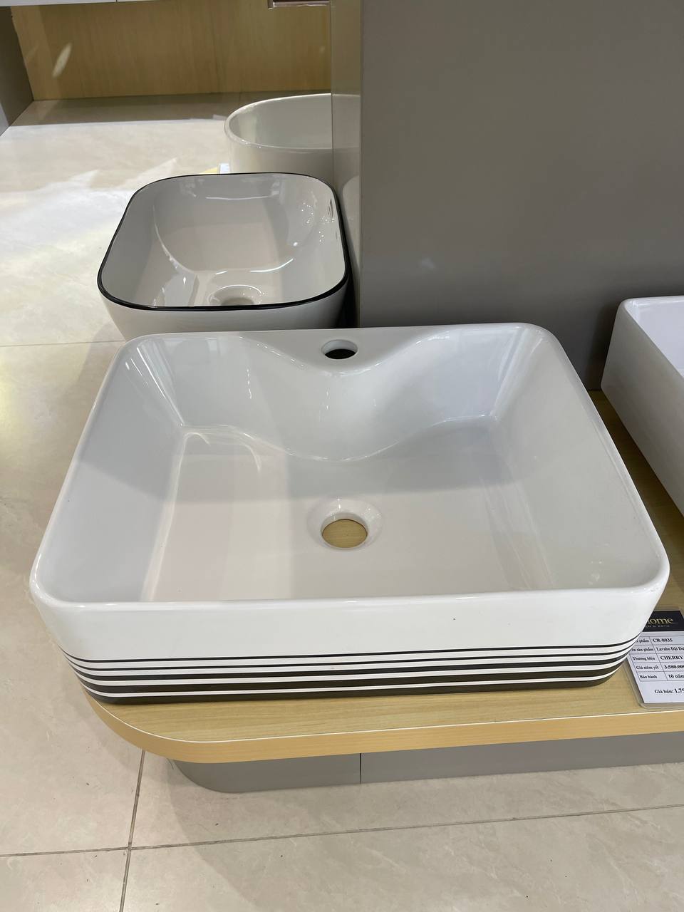 Chậu lavabo đặt dương CHERRY CR-8035 - Ảnh 2