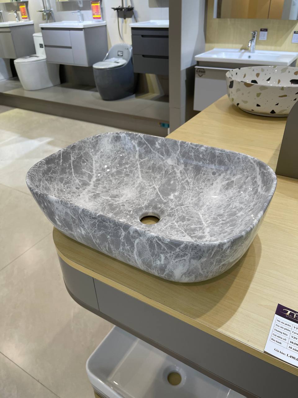 Chậu lavabo đặt dương VINTECH VT-1256 - Ảnh 3