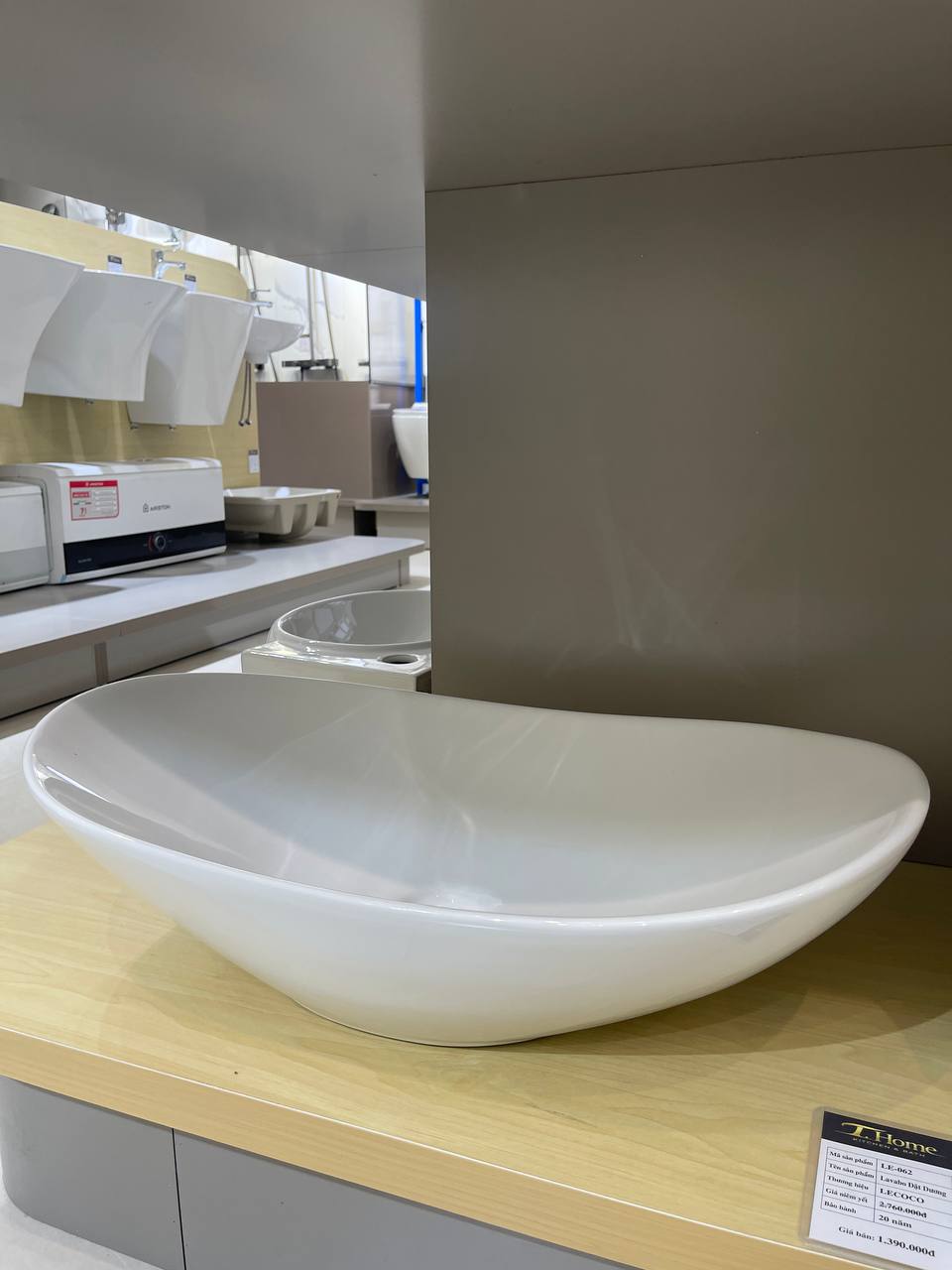 Chậu lavabo đặt dương LECOCO LE-062 - Ảnh 3