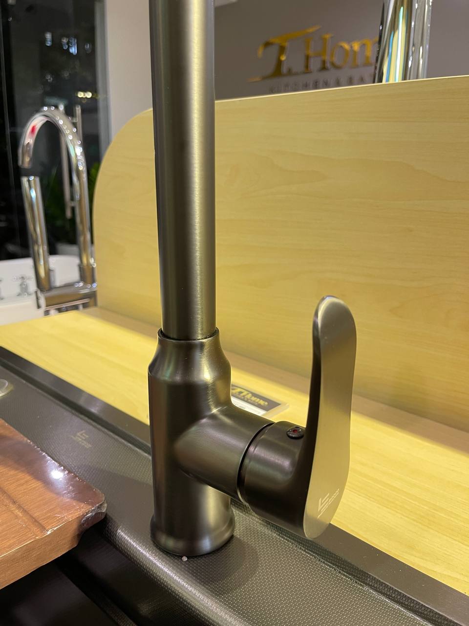 Vòi rửa tay LECOCO LE-905 - Ảnh 2