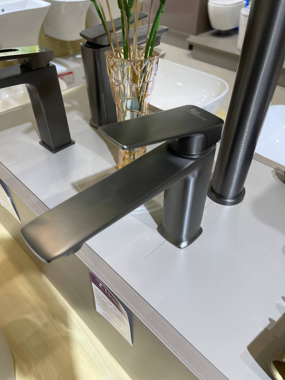 Vòi lavabo LE-504 - Ảnh 2